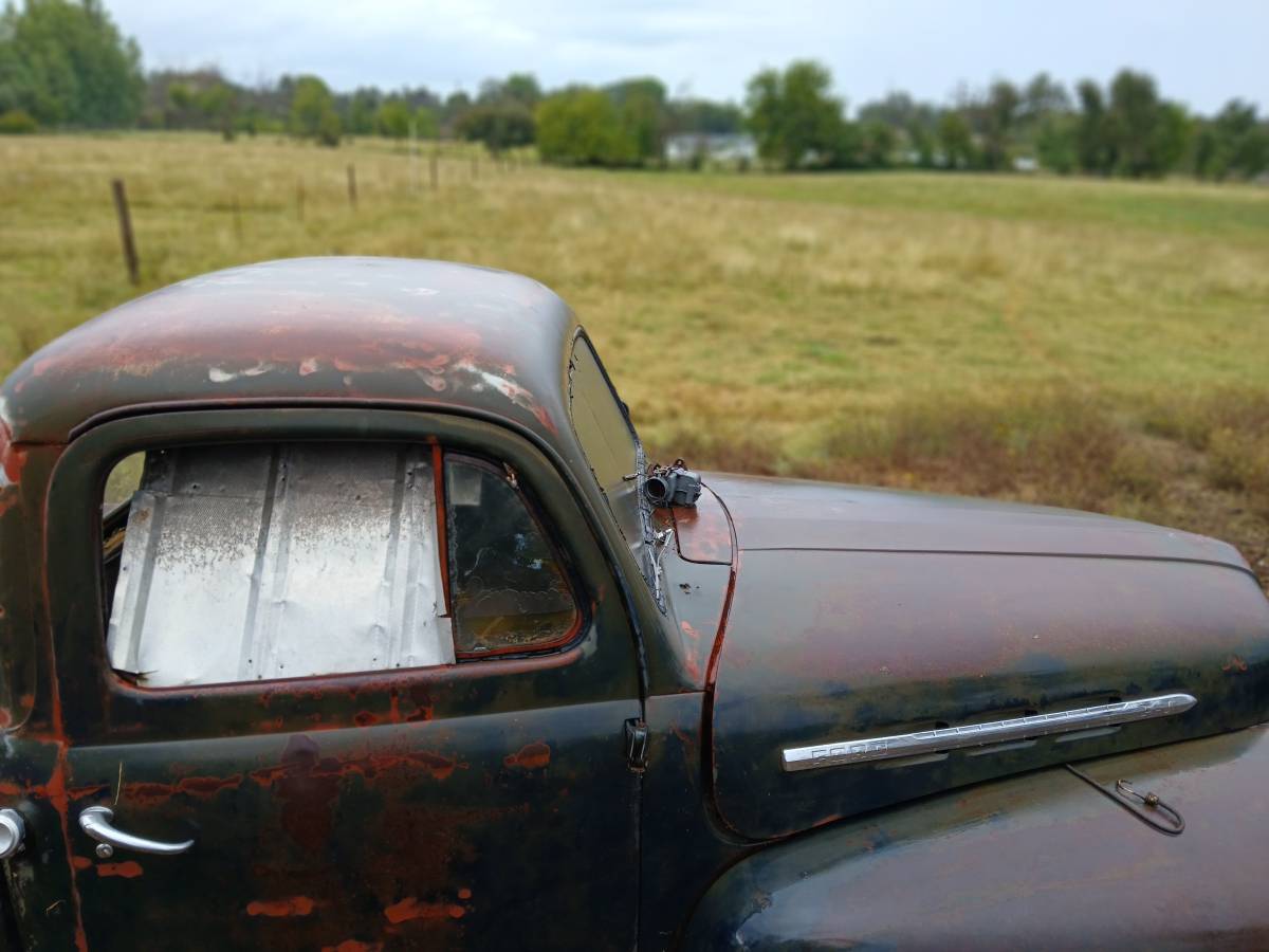 Ford-truck-1951-black-3