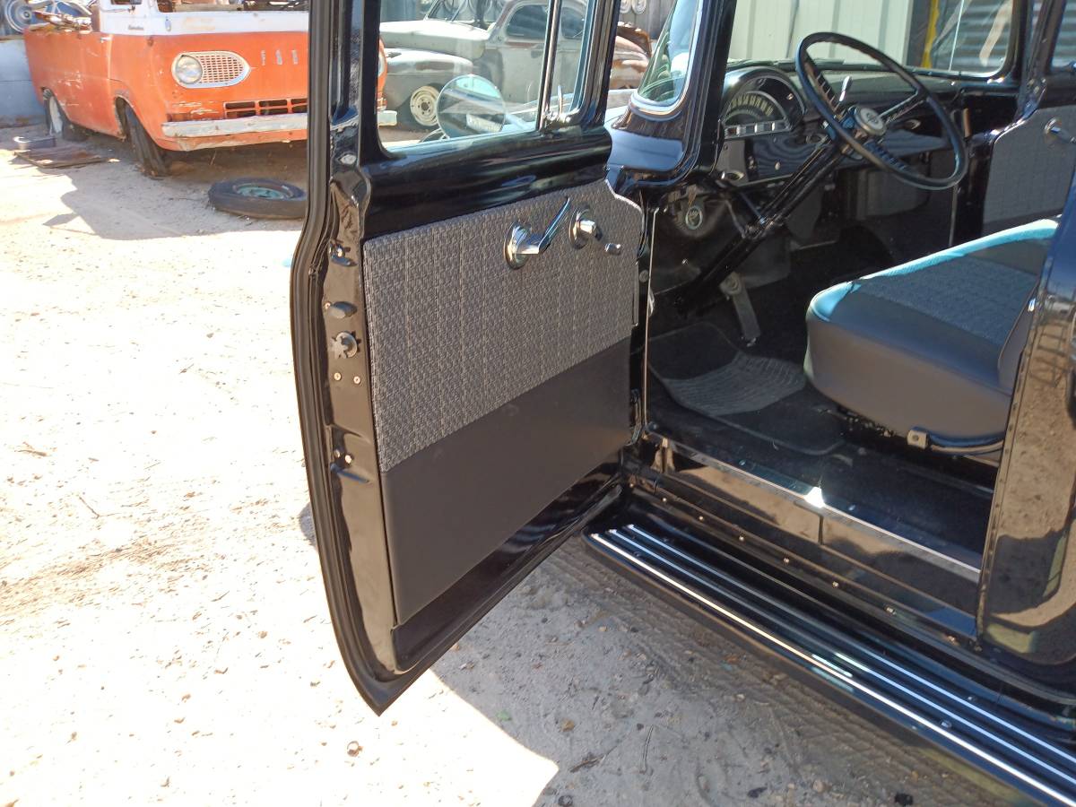 Ford-truck-1956-black-4