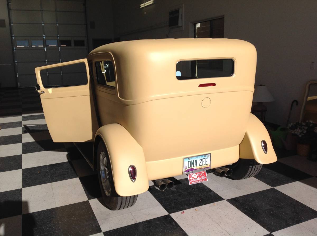 Ford-tudor-1929-yellow-9