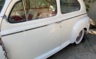 Ford-tudor-1942-white-2