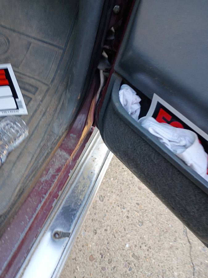 Ford-utility-1990-red-16