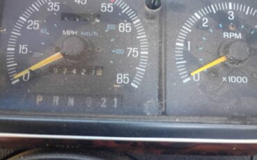 Ford-utility-1990-red-18
