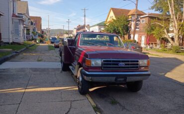 Ford-utility-1990-red-21