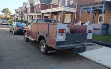 Ford-utility-1990-red-22