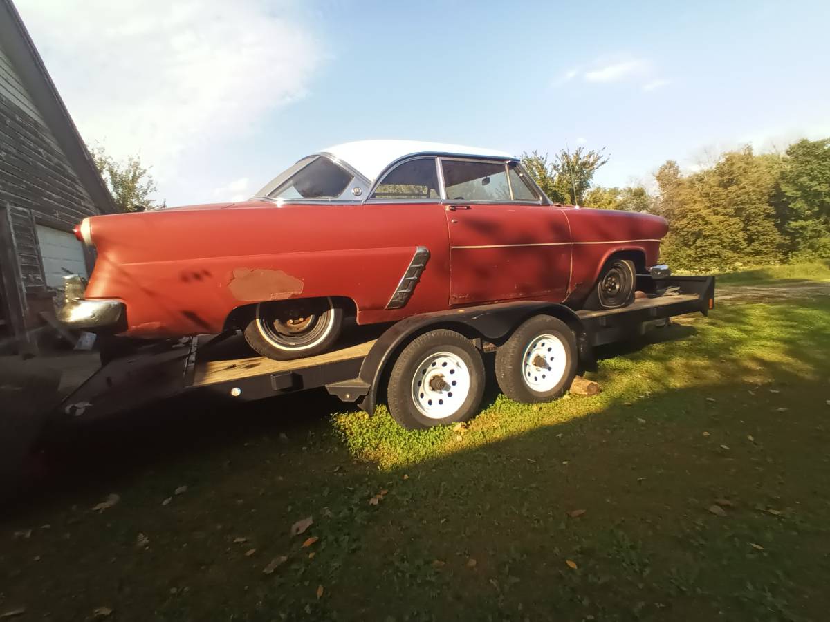 Ford-vicky-1952-1