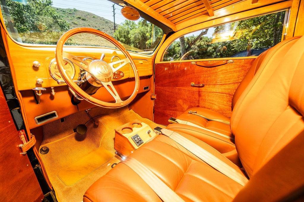 Ford-woody-wagon-1937-13