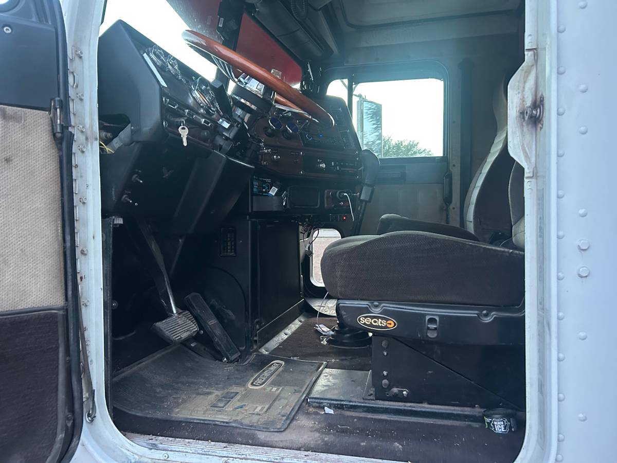 Freightliner-diesel-1995-3