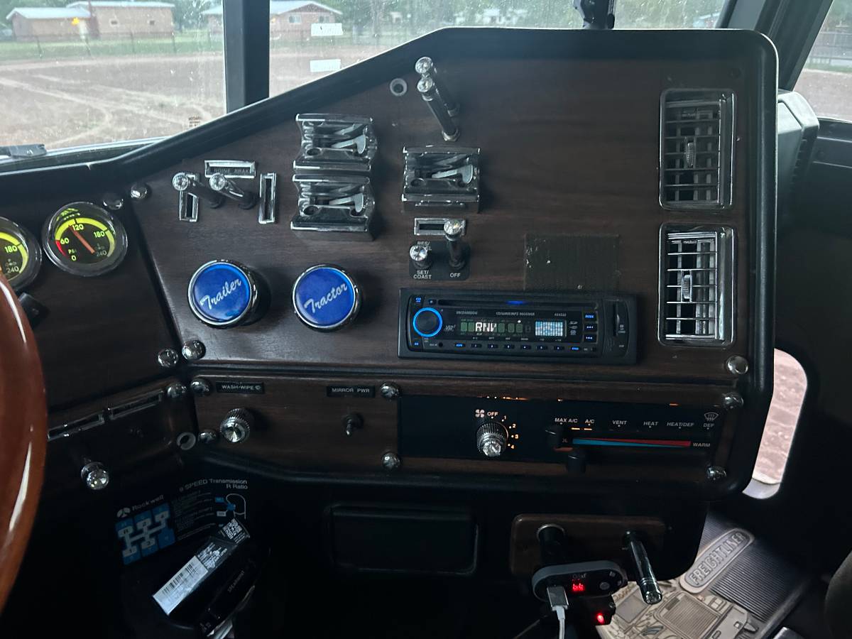 Freightliner-diesel-1995-7