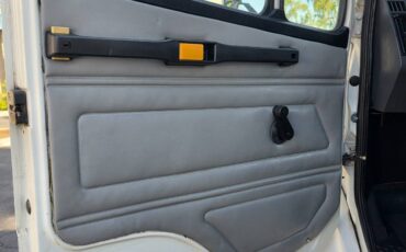 Freightliner-fl60-diesel-1992-white-14