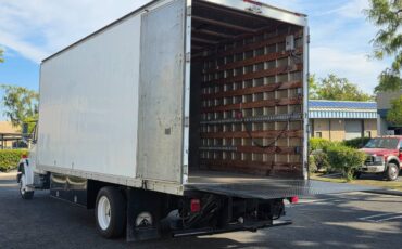 Freightliner-fl60-diesel-1992-white-6