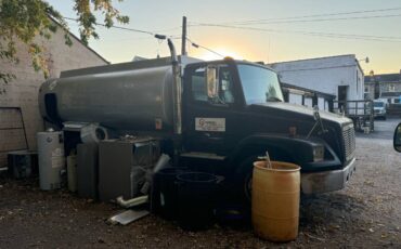 Frieghtliner-diesel-1991-black-4