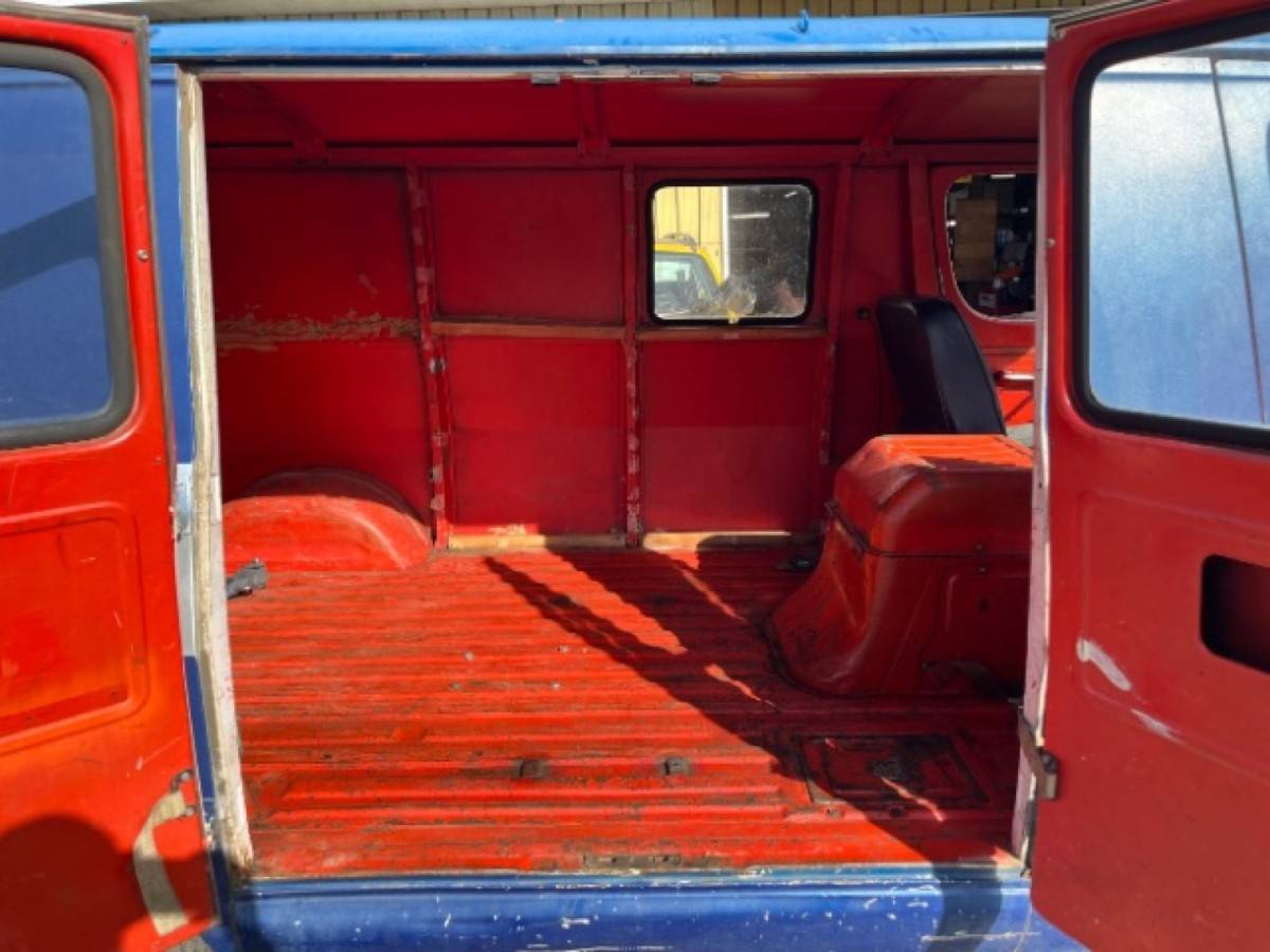 G10-van-1966-blue-4