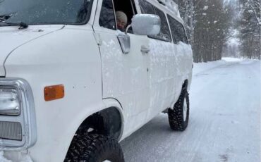 G30-chevy-sportswagon-1986-white-3