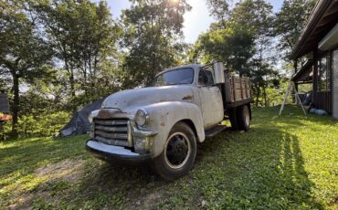 GMC-250-1954-Flatbed-with-hoist-3
