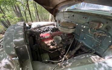 GMC-250-1954-Flatbed-with-hoist-5