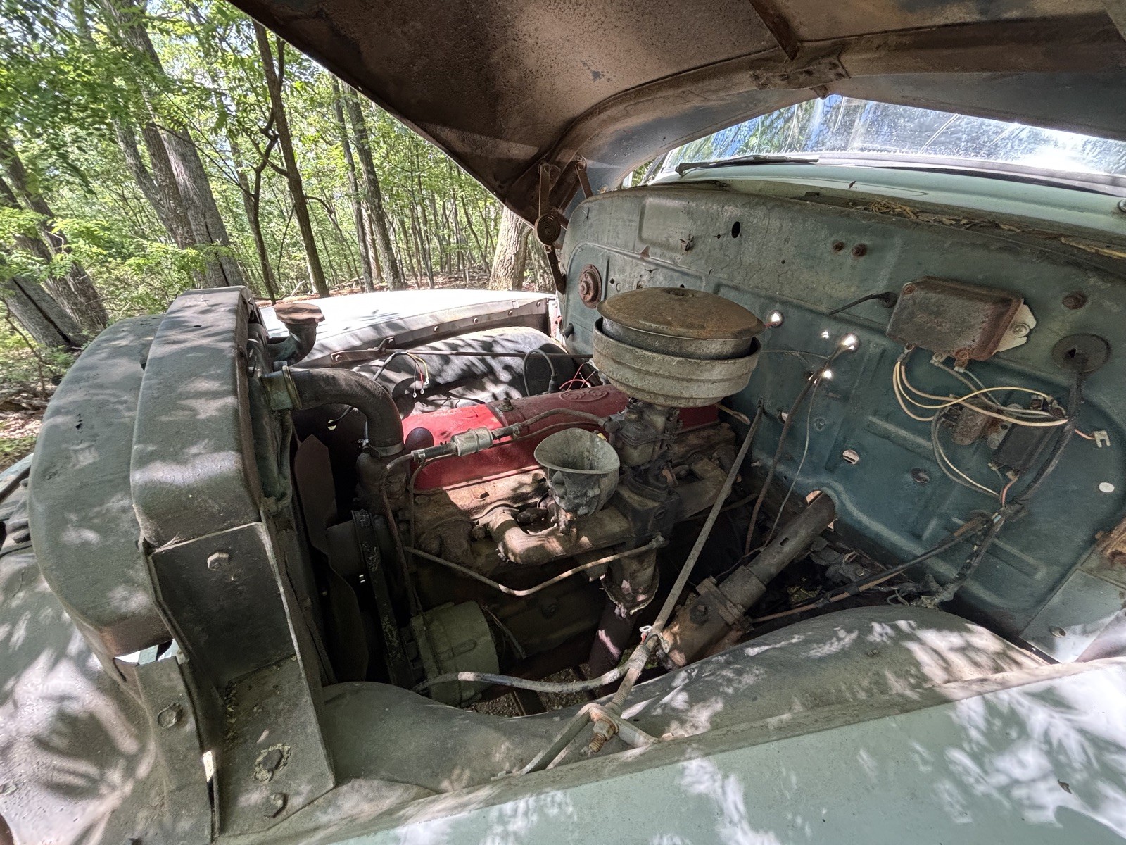 GMC-250-1954-Flatbed-with-hoist-5