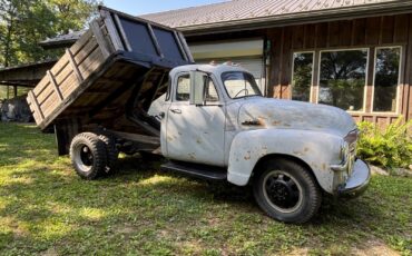 GMC-250-1954-Flatbed-with-hoist-8