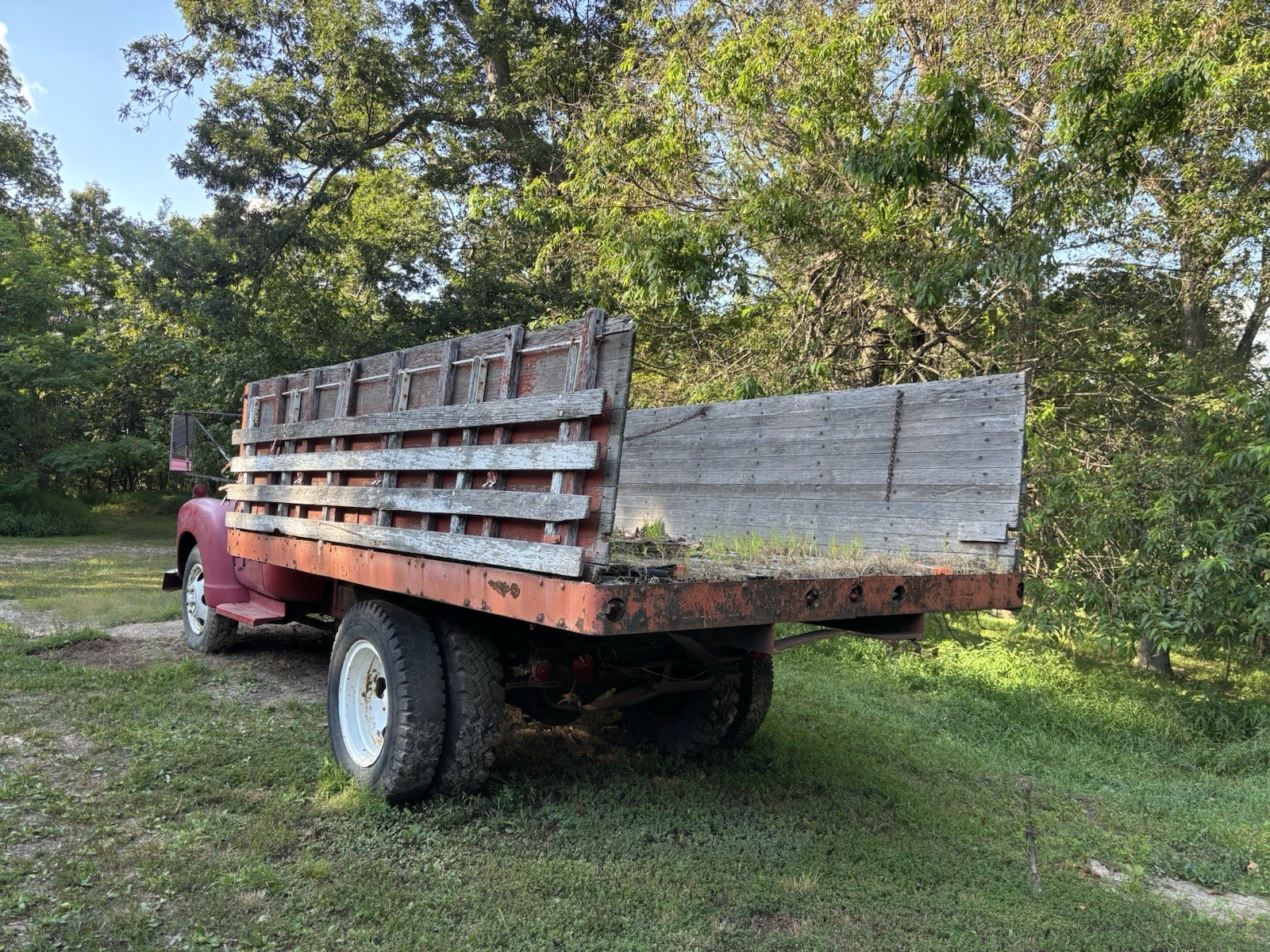 GMC-350-1953-Flatbed-grain-truck-4