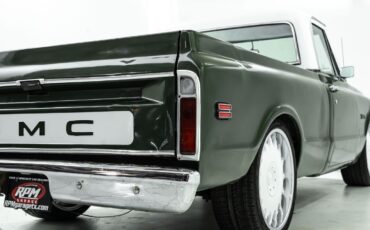 GMC-C10-1969-Pickup-Truck-11