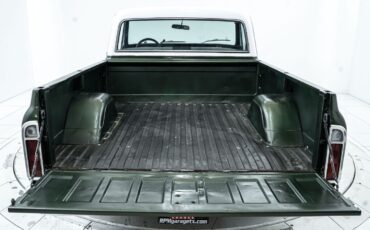 GMC-C10-1969-Pickup-Truck-21
