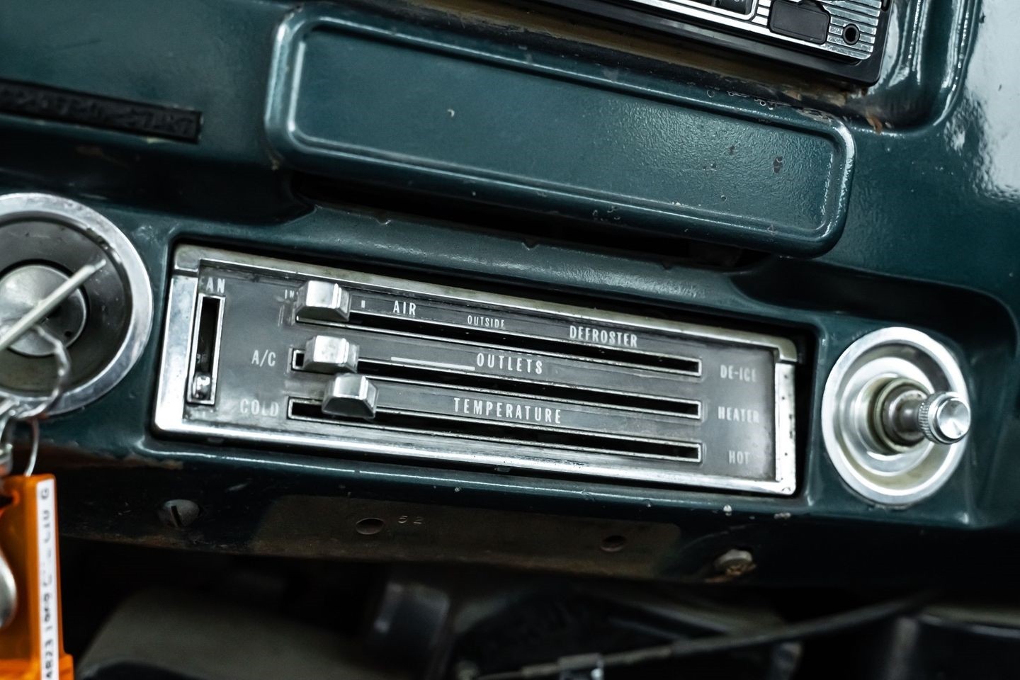GMC-C10-1969-Pickup-Truck-27