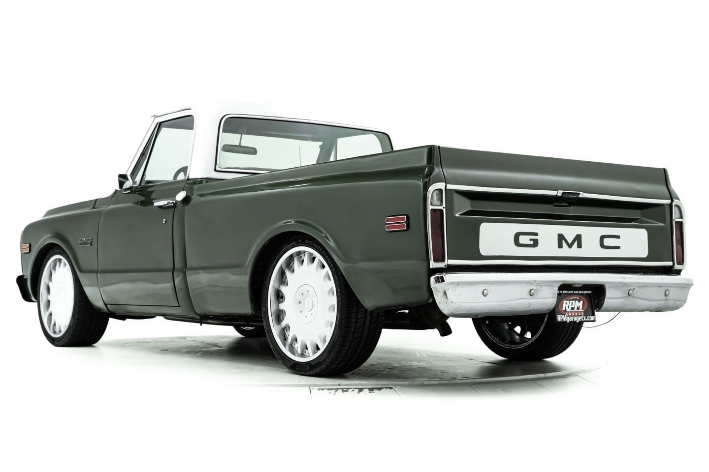 GMC-C10-1969-Pickup-Truck-9