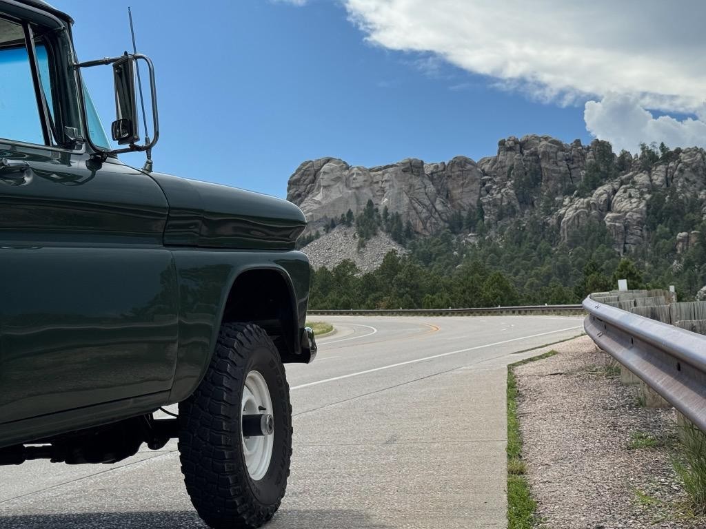 GMC-SUBURBAN-crate-LS3-4L60E-4x4-vintage-ac-pro-bui-1963-8