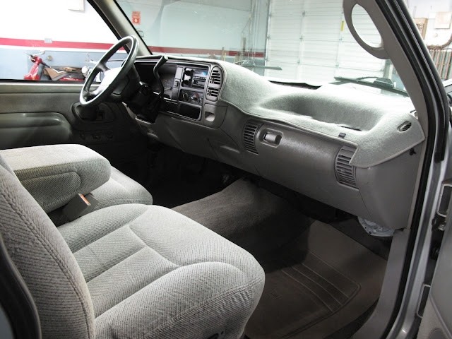 GMC-Sierra-1500-1995-11