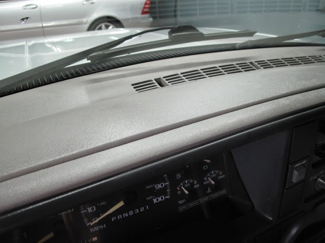 GMC-Sierra-1500-1995-32
