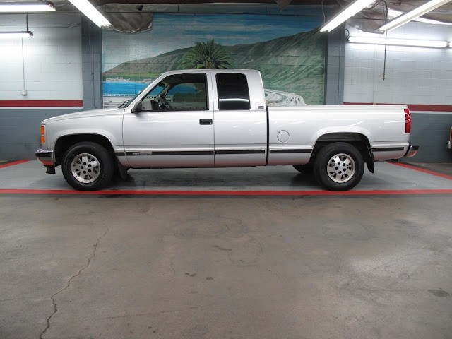GMC-Sierra-1500-1995