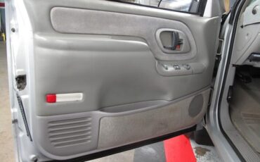 GMC-Sierra-1500-1995-9
