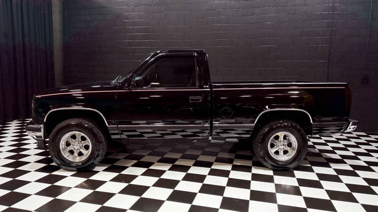 GMC-Sierra-1500-1995-Pickup-Truck-12