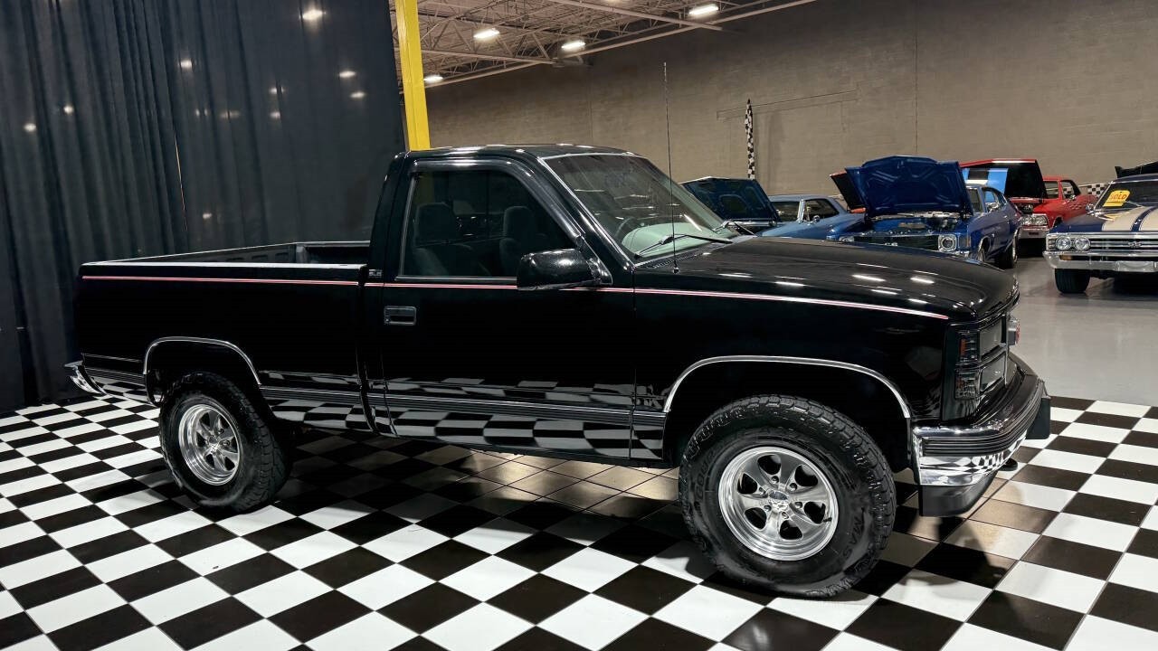 GMC-Sierra-1500-1995-Pickup-Truck-8