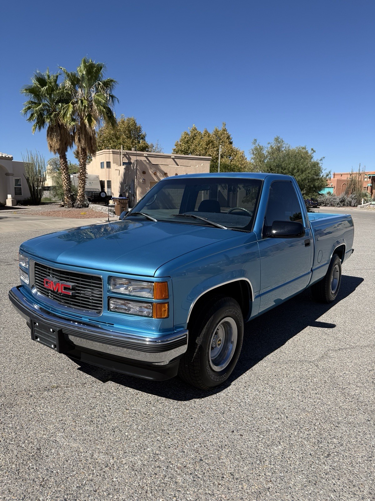 GMC Sierra 1500 1995 Standard Cab Pickup