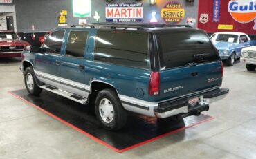 GMC-Suburban-1500-4x4-1993-SUV-12