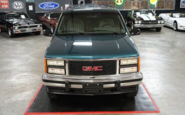 GMC-Suburban-1500-4x4-1993-SUV-17