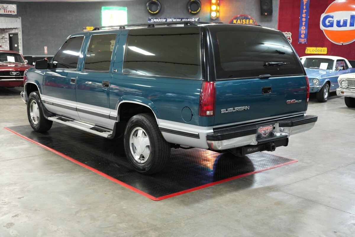 GMC-Suburban-1500-4x4-1993-SUV-3