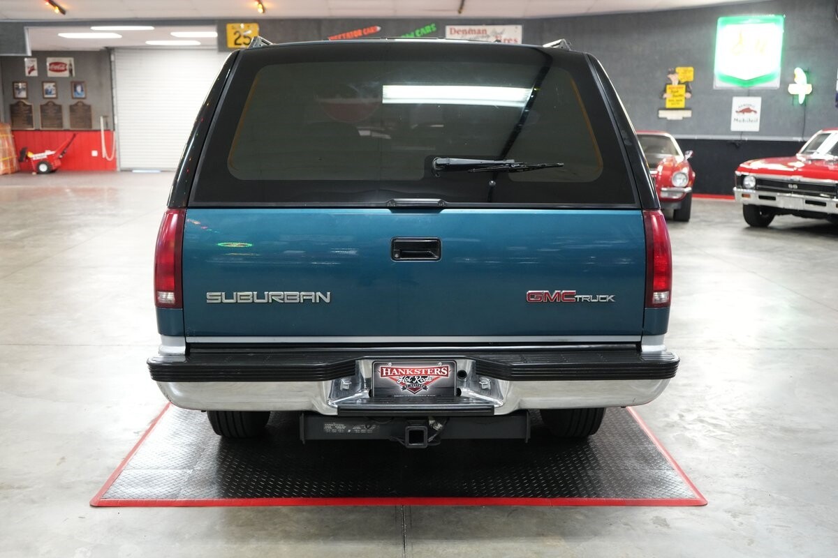 GMC-Suburban-1500-4x4-1993-SUV-4
