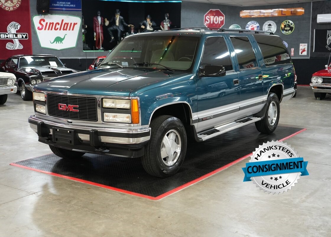 GMC-Suburban-1500-4x4-1993-SUV
