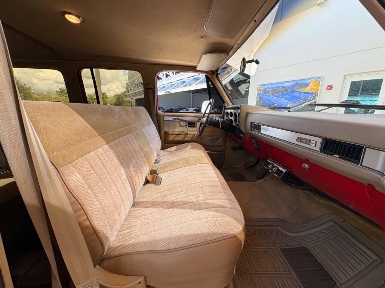 GMC-Suburban-1986-SUV-31