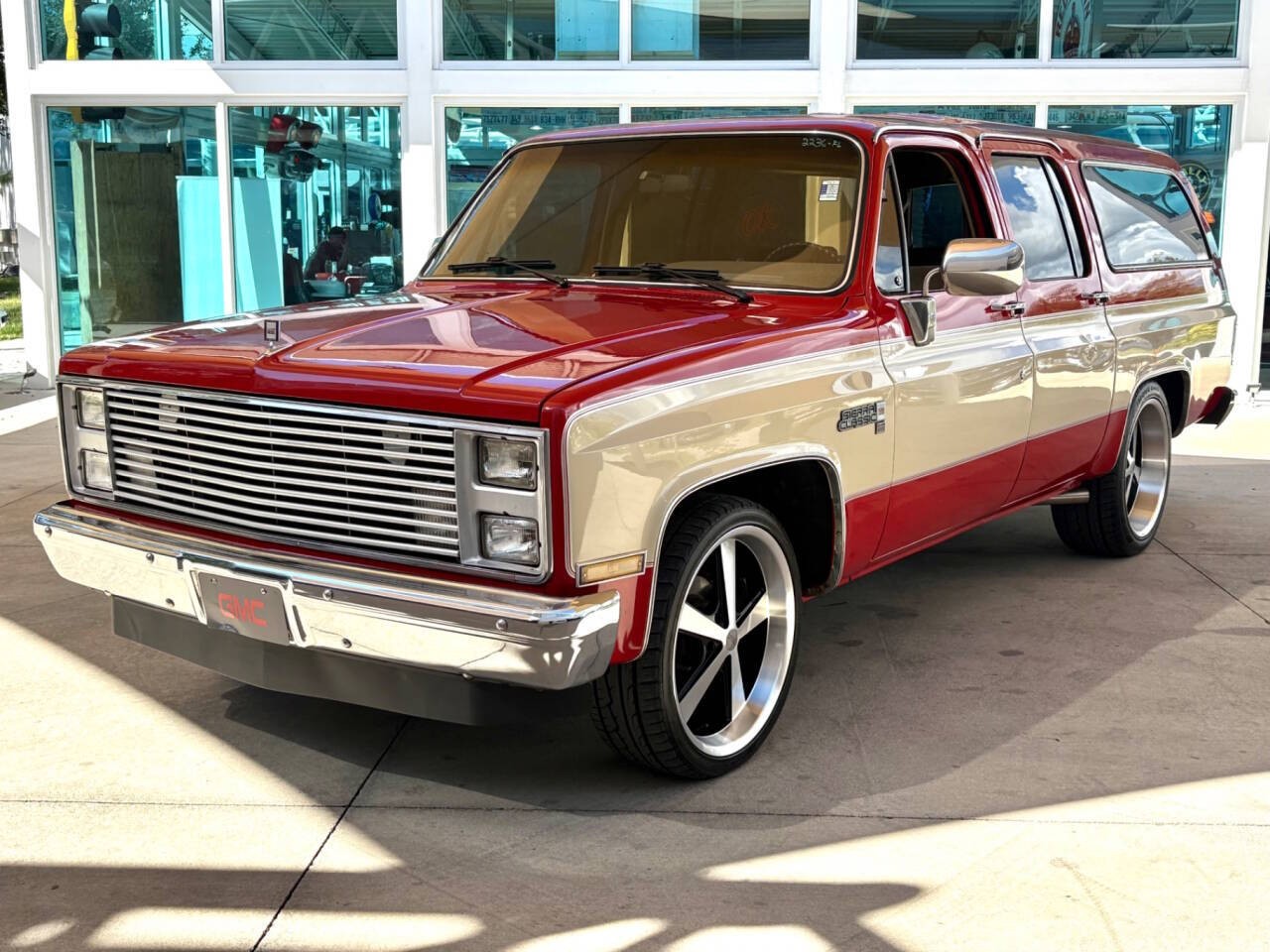 GMC-Suburban-1986-SUV-8