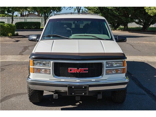 GMC-Suburban-1996-SUV-10
