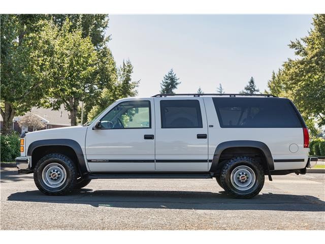 GMC-Suburban-1996-SUV-4