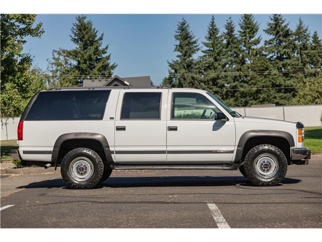 GMC-Suburban-1996-SUV-8
