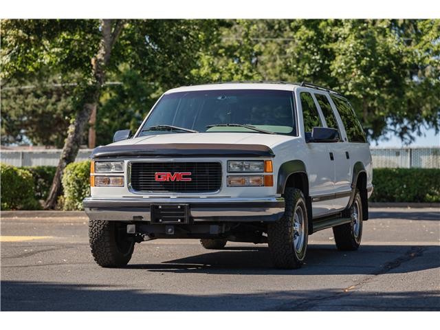 GMC-Suburban-1996-SUV