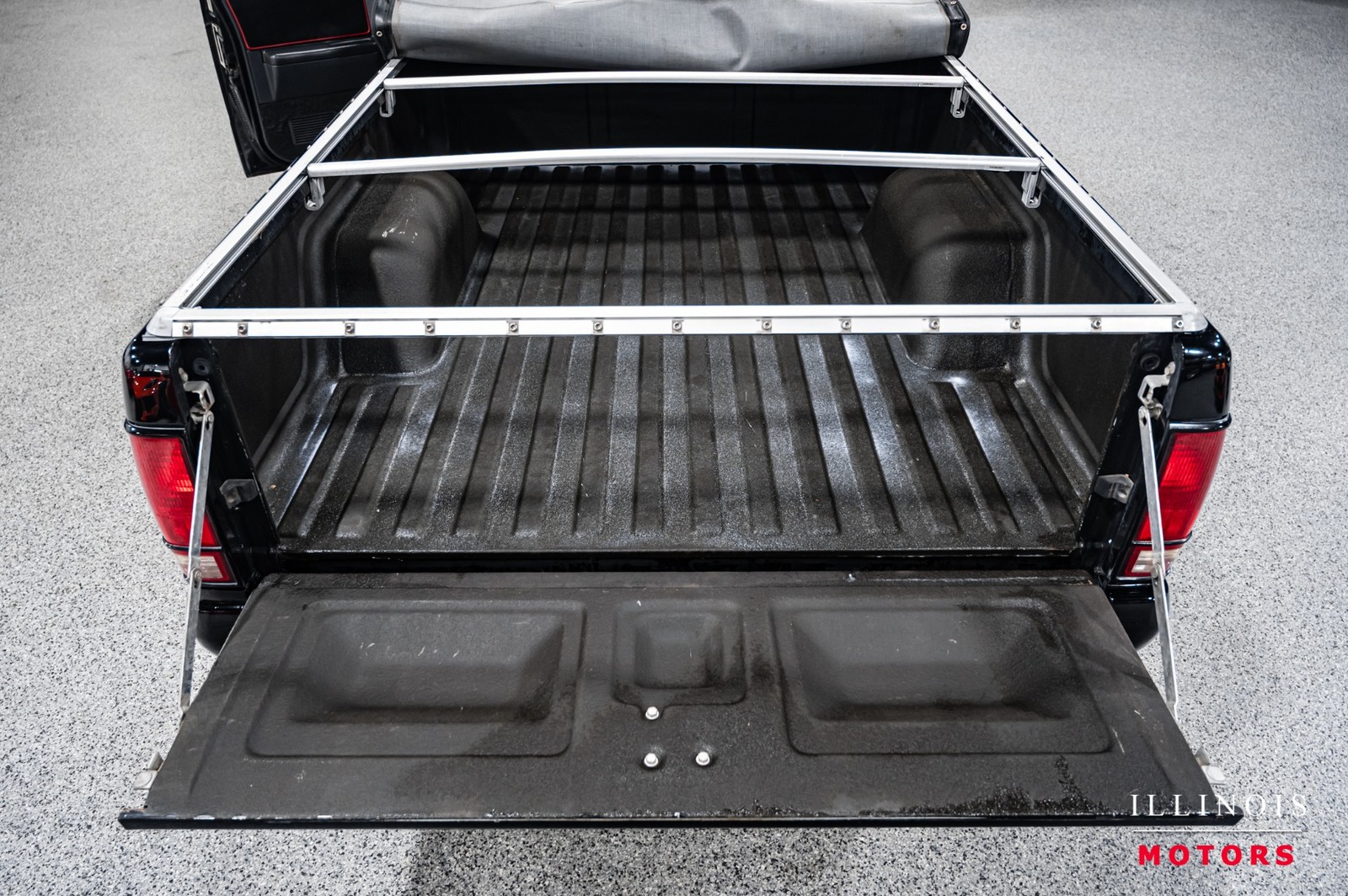 GMC-Syclone-1991-Pickup-24
