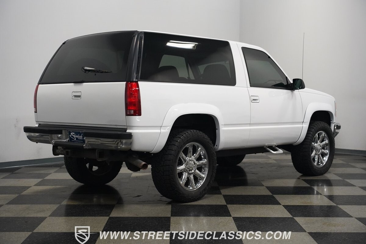 GMC-Yukon-1994-SUV-15