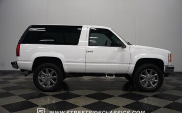 GMC-Yukon-1994-SUV-17