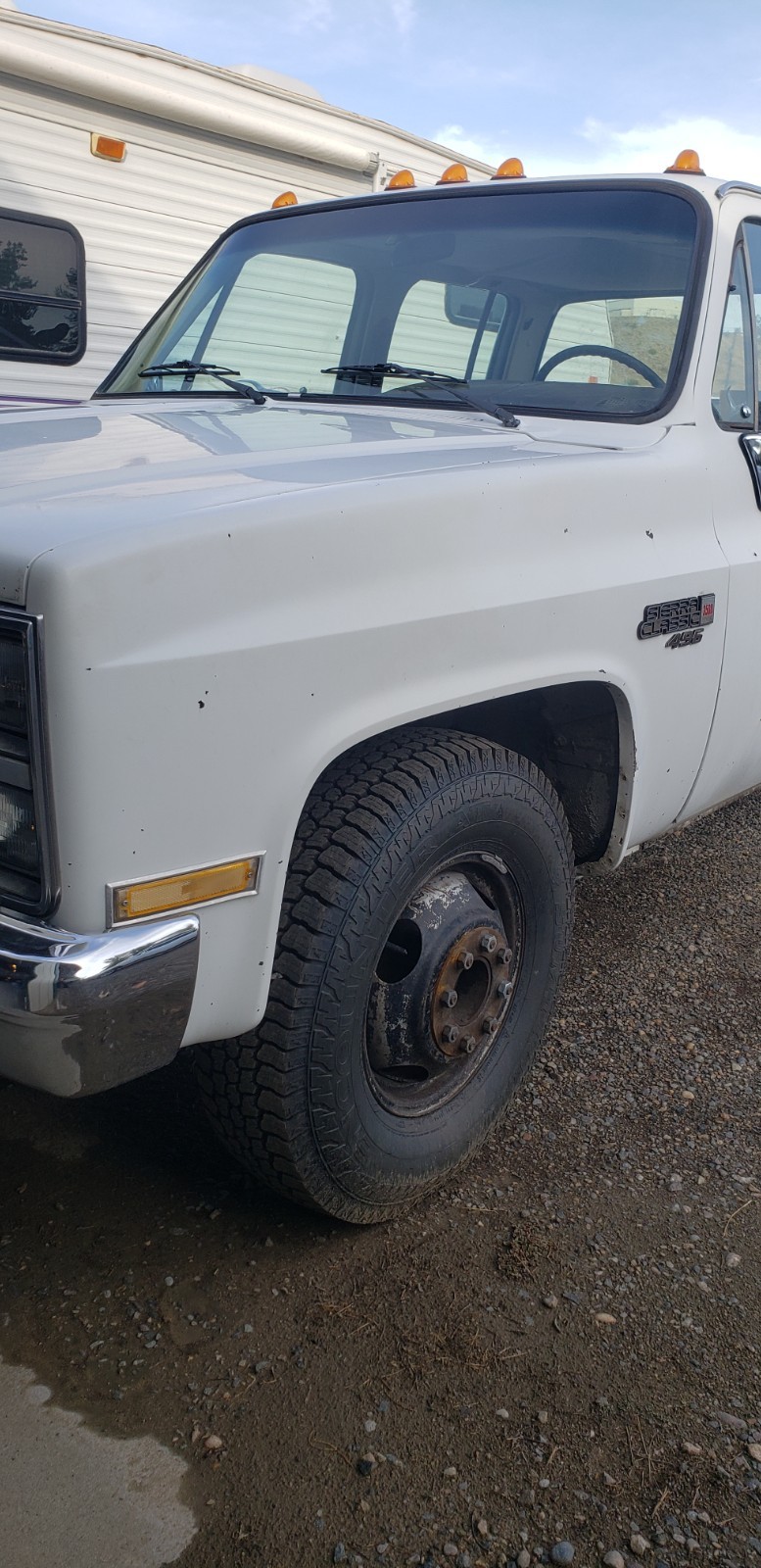 GMC-crew-cab-1984-Cab-Chassis-15