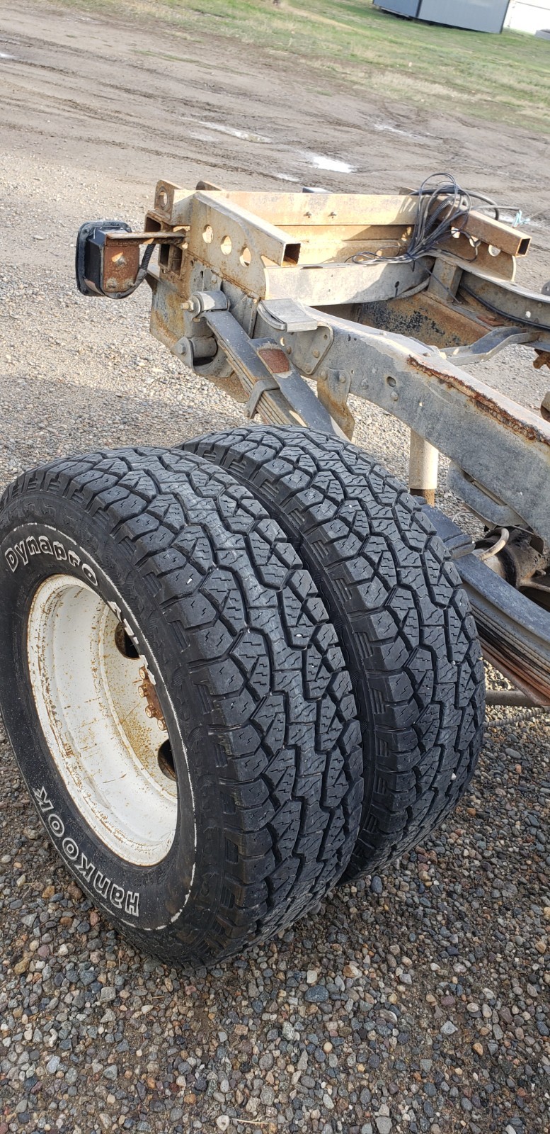 GMC-crew-cab-1984-Cab-Chassis-3